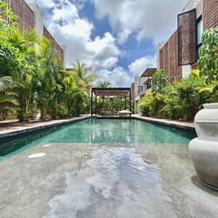Jungle Modern Condo  2 Bedroom and private pool