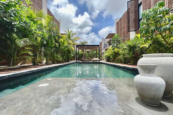 Jungle Modern Condo  2 Bedroom and private pool - Imagen 1