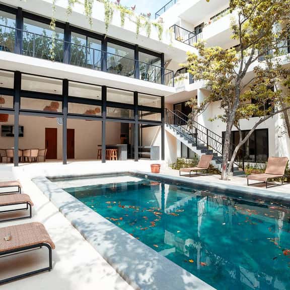 Lovely central condo 2bedroom La Veleta w Gym&Pool - Image 1